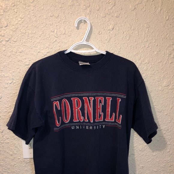 VINTAGE CORNELL UNIVERSITY T SHIRT